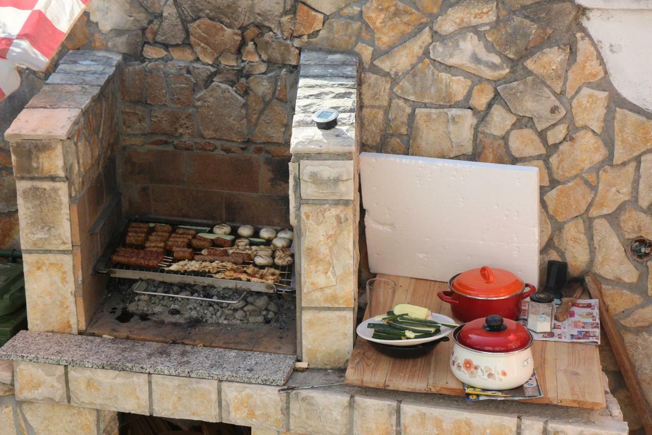 Mimi Apartman Jadranovo Kültér fotó